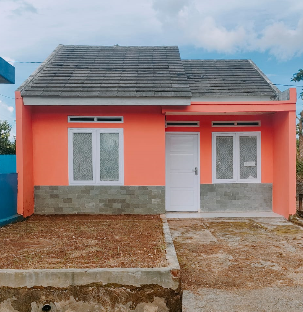 foto tampak rumah tipe 36/66 perumahan Griya jaya laksana