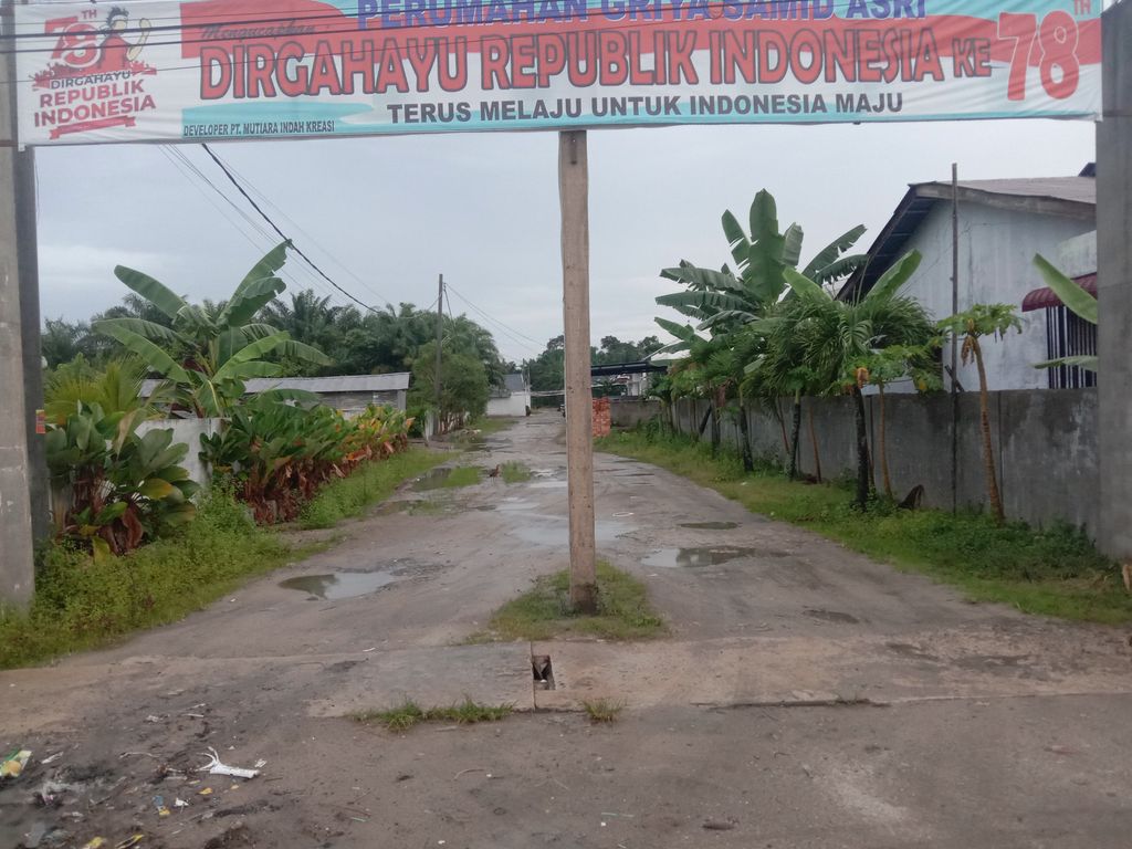 foto gerbang perumahan GRIYA MUTIARA SENJA