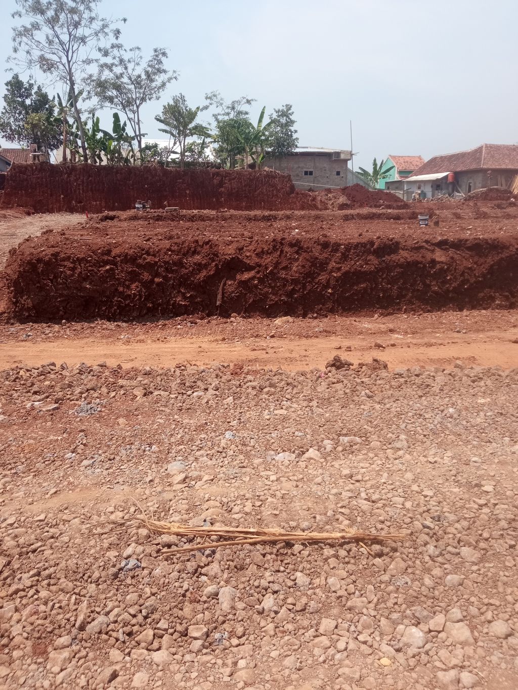 foto posisi tengah perumahan Rahong Regency