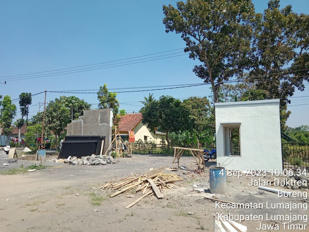 foto gerbang perumahan MOKAYAMA CITY BORENG