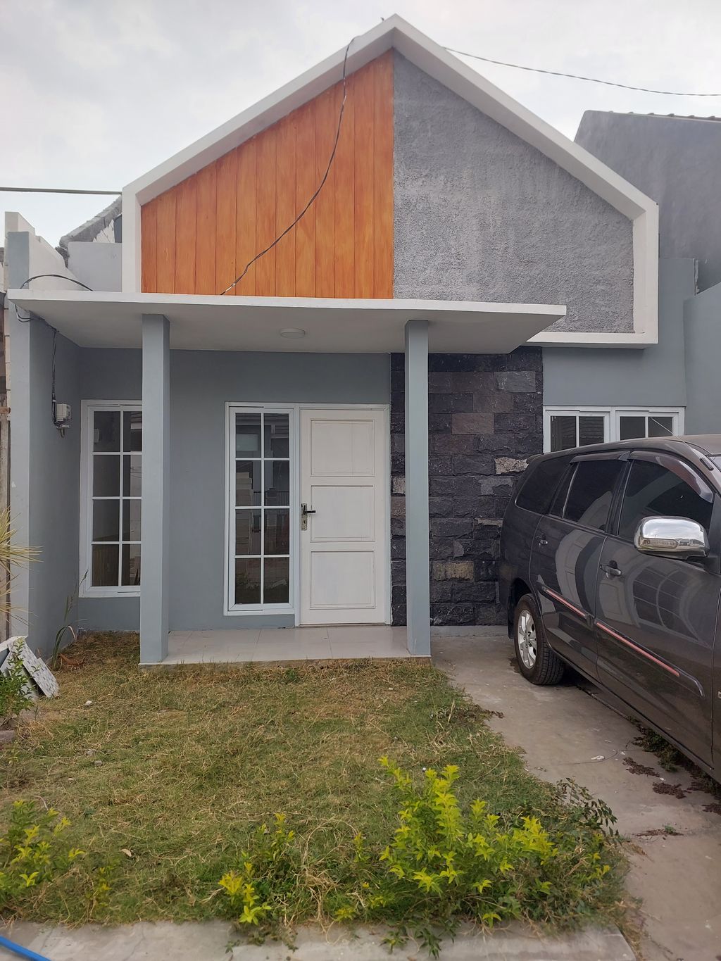 foto contoh rumah perumahan Bendung Regency Cluster Puri Kertajaya