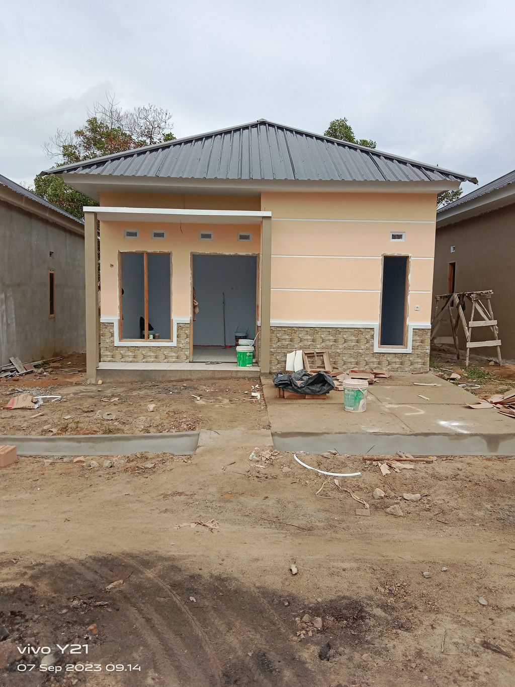 foto contoh rumah perumahan DELANO RESIDENCE 5