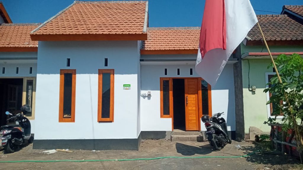 foto tampak rumah tipe 30/60 perumahan KOMODO ASRI 99