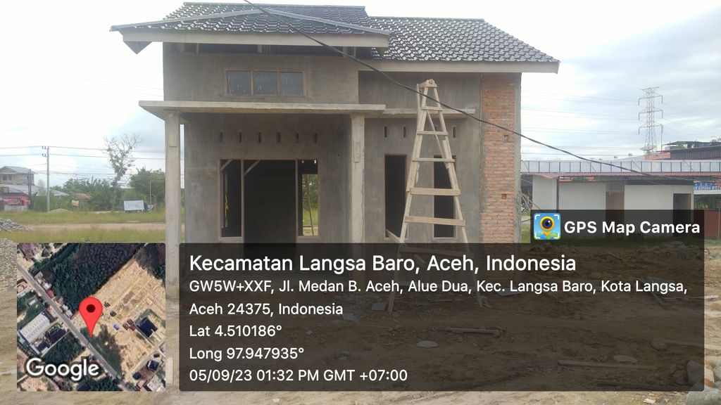 foto contoh rumah perumahan CENTER HOUSE 9