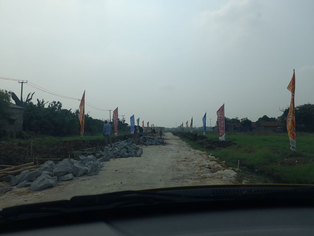 foto posisi tengah perumahan KIRANA CIBITUNG 2 (TAHAP 1)