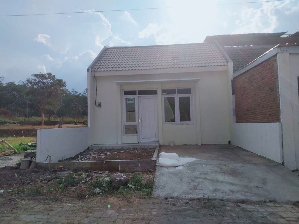 foto tampak rumah tipe SUBSIDI perumahan Tata Residence