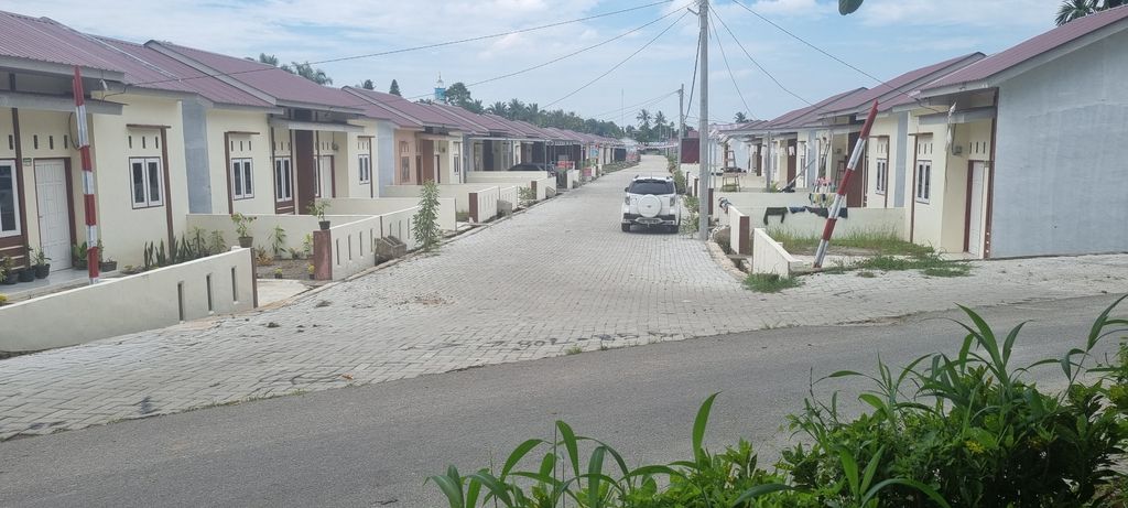 foto gerbang perumahan PURI MENCIRIM ASRI TAHAP 4