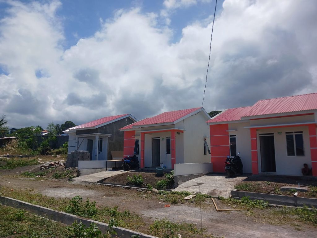 foto tampak rumah tipe 36/96 m2 perumahan Griya Rizky Ardinata