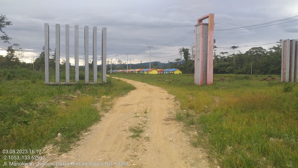 foto gerbang perumahan BINTUNI INDAH REGENCY