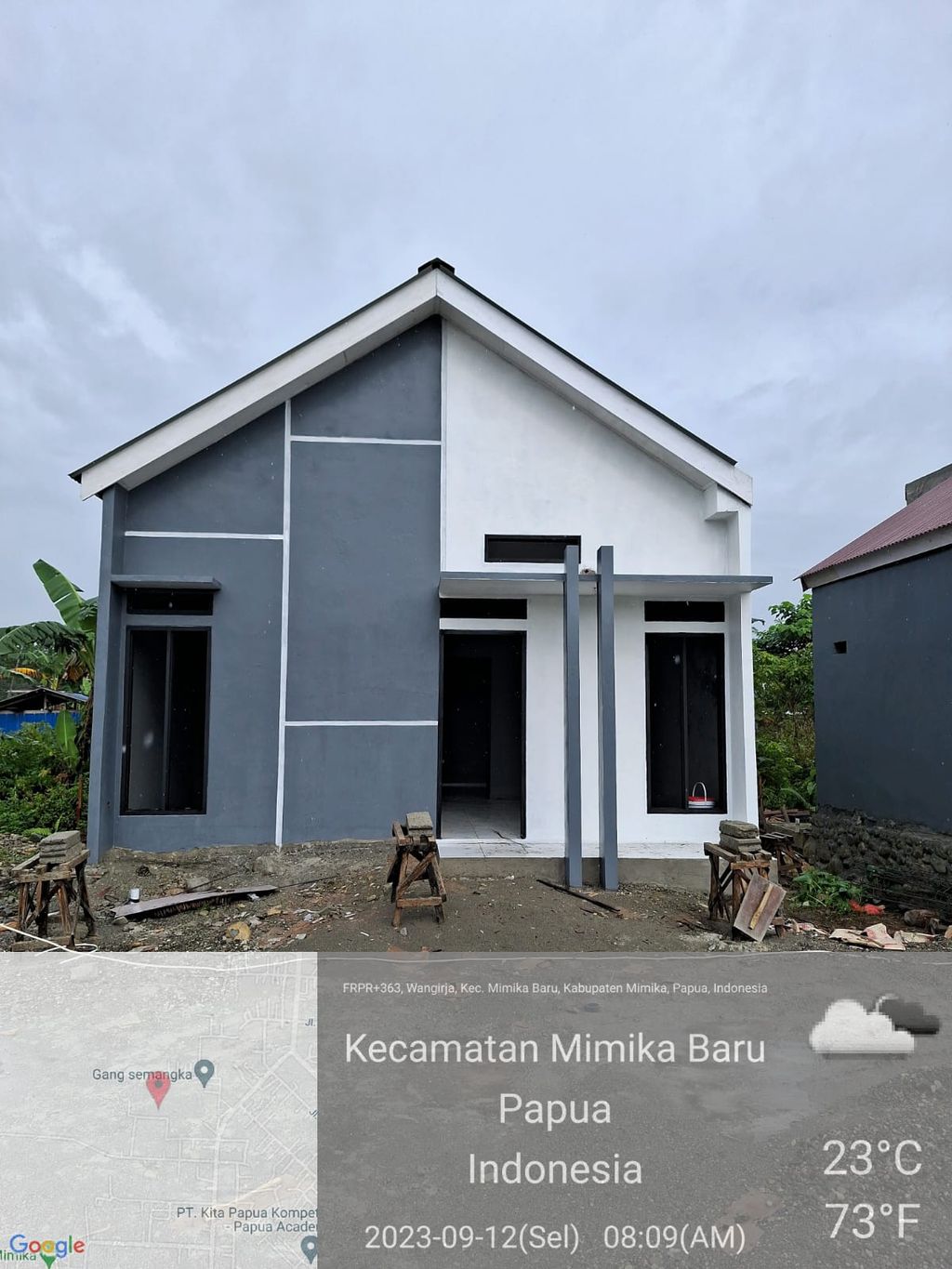 foto tampak rumah tipe 36 perumahan RAFFLESS RESIDENCE