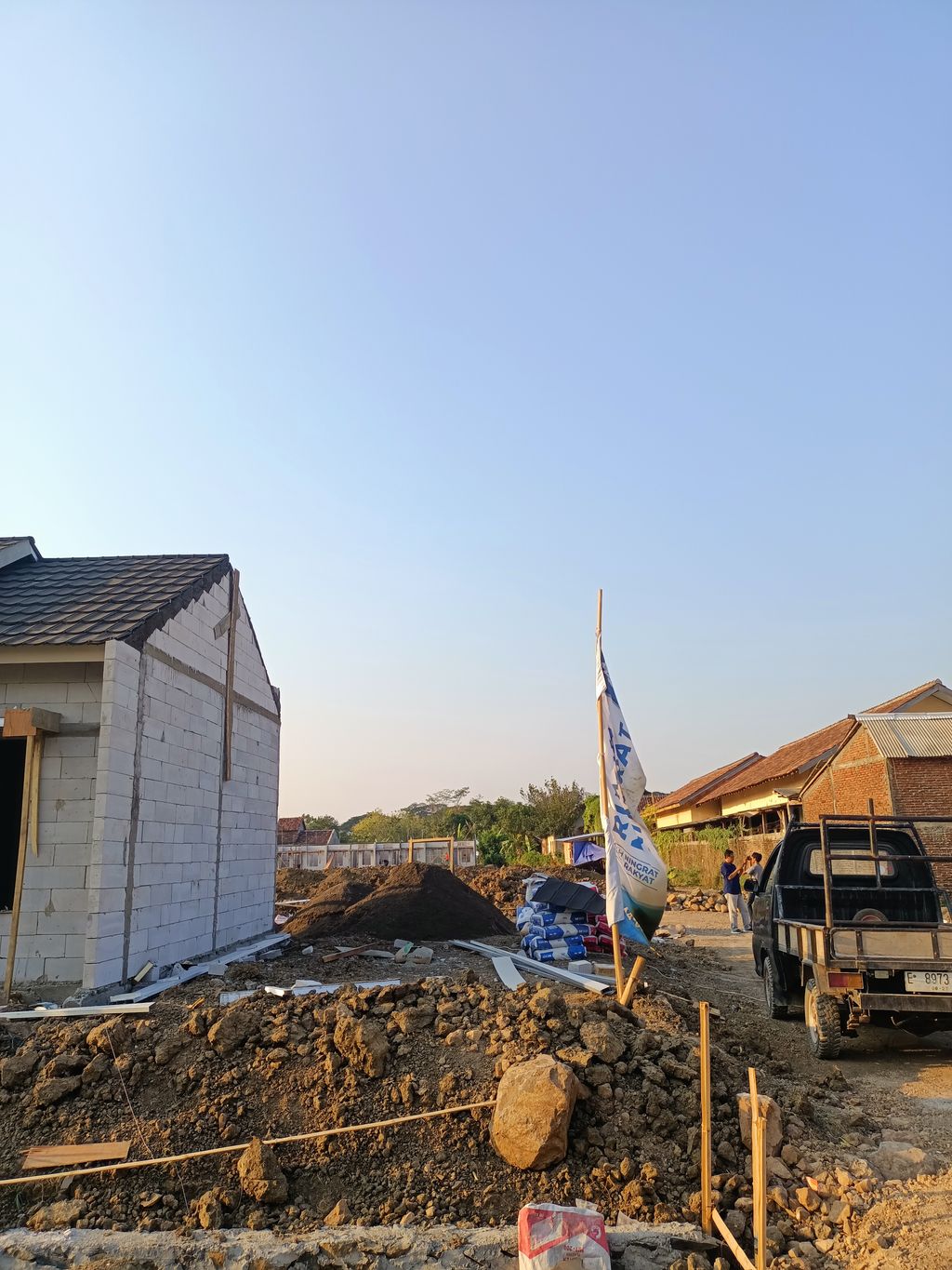 foto posisi tengah perumahan RUMAH NINGRAT KENDAL