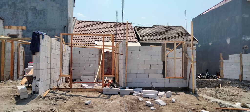 foto contoh rumah perumahan GRIYA PAKUNDEN KOTA