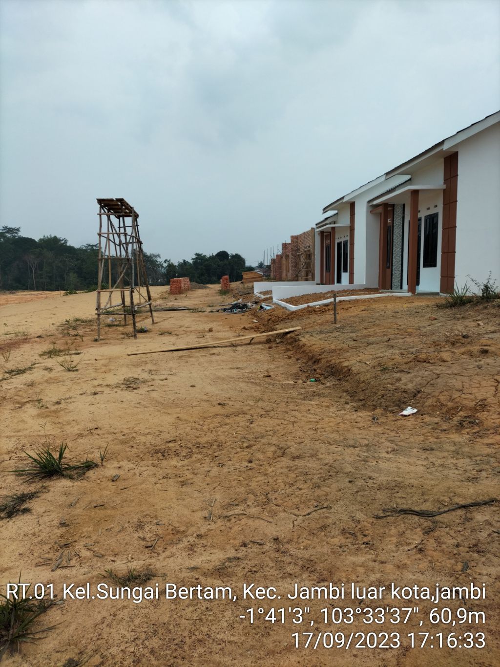 foto posisi tengah perumahan YUMNA RESIDENCE