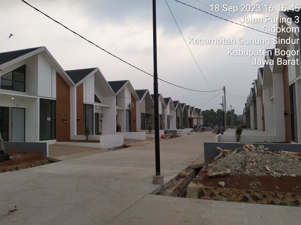 foto posisi tengah perumahan AVANI HILLS RESIDENCES