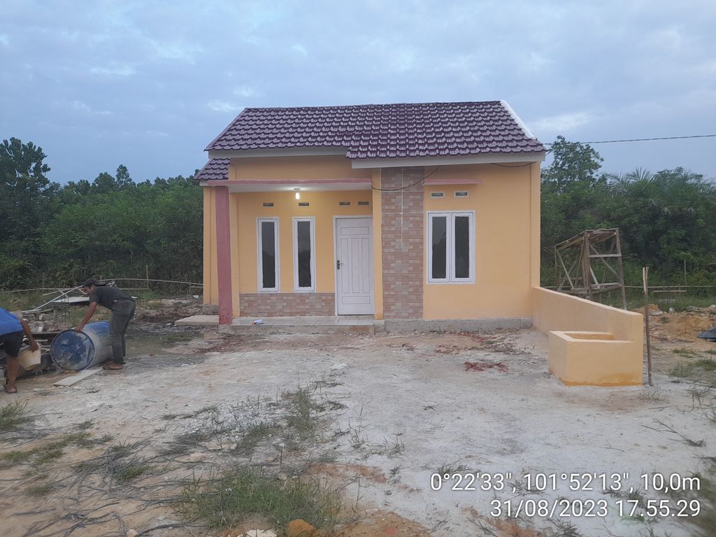 foto contoh rumah perumahan PERUMAHAN GRIYA HALIMAH II