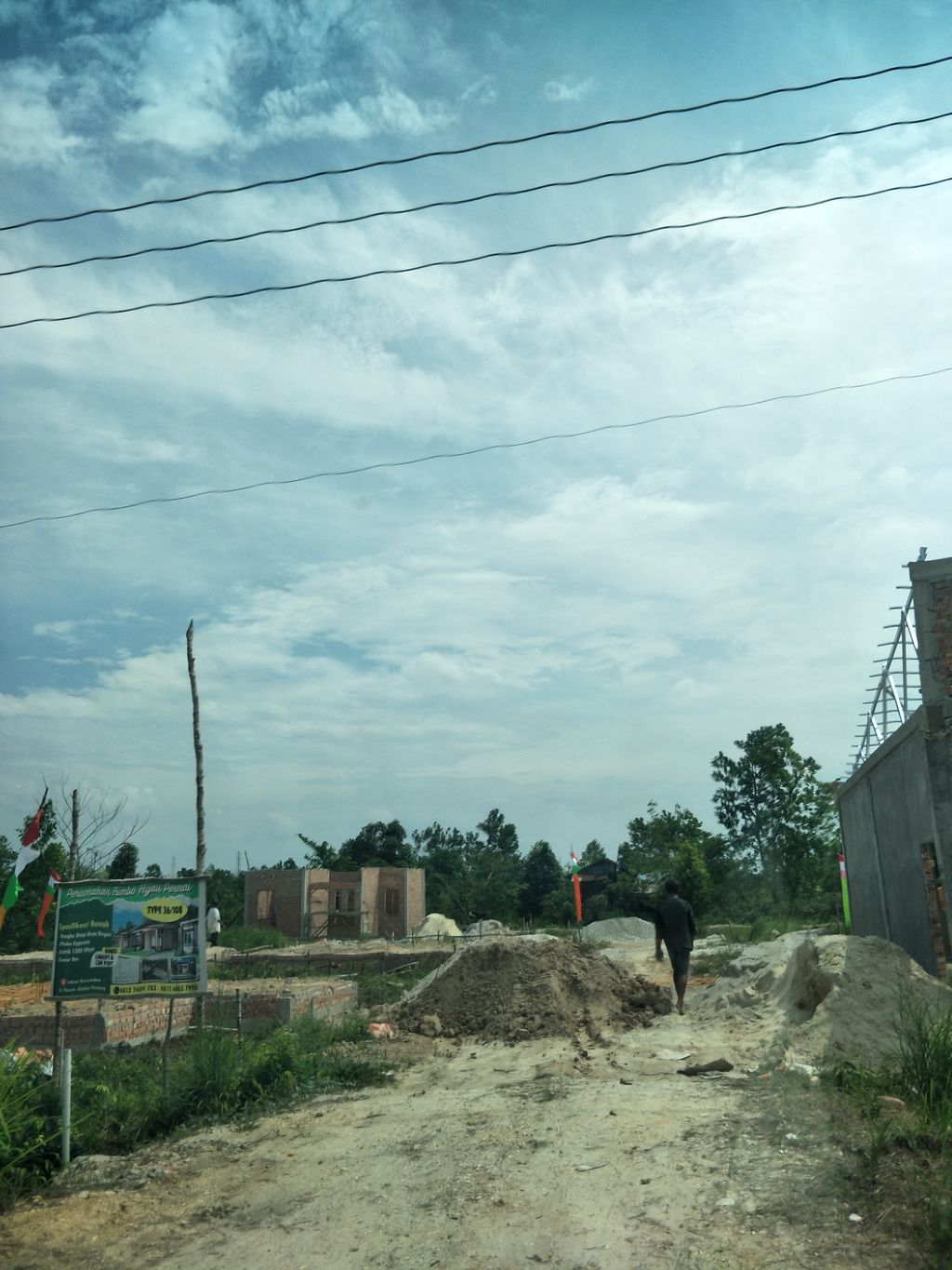 foto gerbang perumahan RIMBO HIJAU PERMAI
