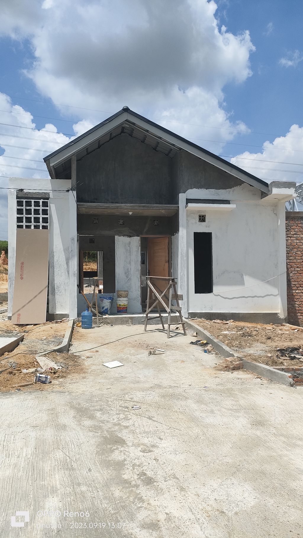 foto contoh rumah perumahan Ayana hill