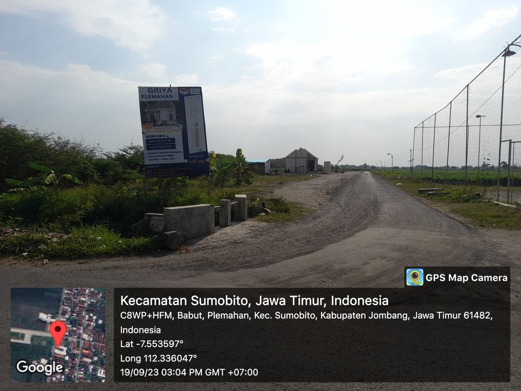 foto gerbang perumahan GRIYA PLEMAHAN ASRI