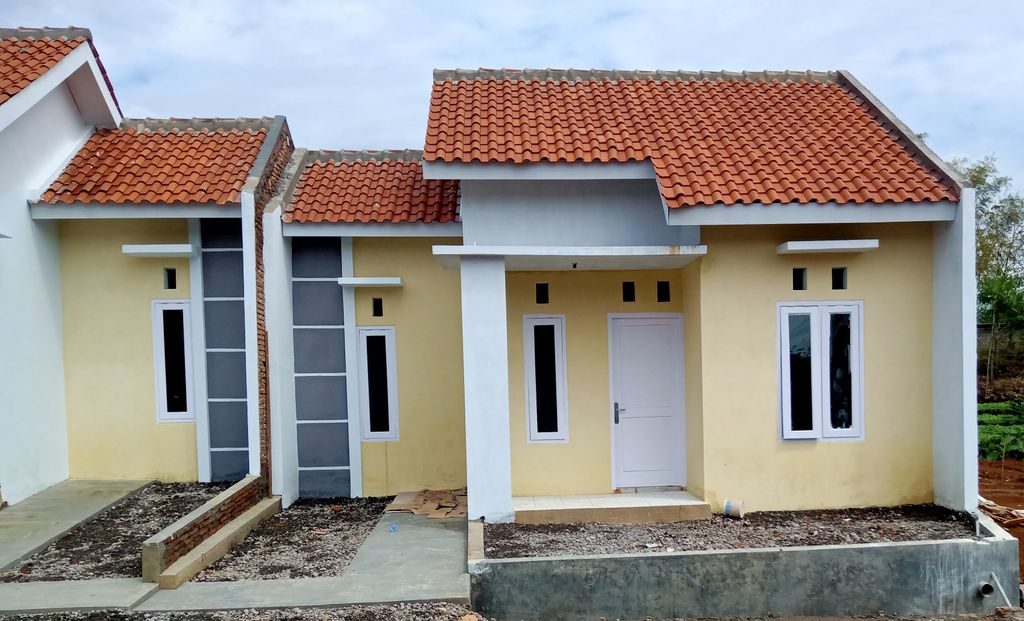 foto tampak rumah tipe 30/60 2023 perumahan PERUMAHAN PURI KAHURIPAN TEGALGEDE 2