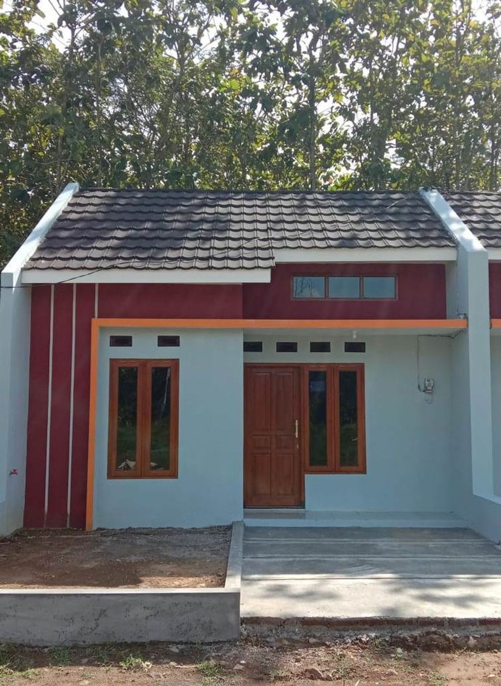 foto tampak rumah tipe Standar Komersil perumahan CIPTA SARANA LAWU