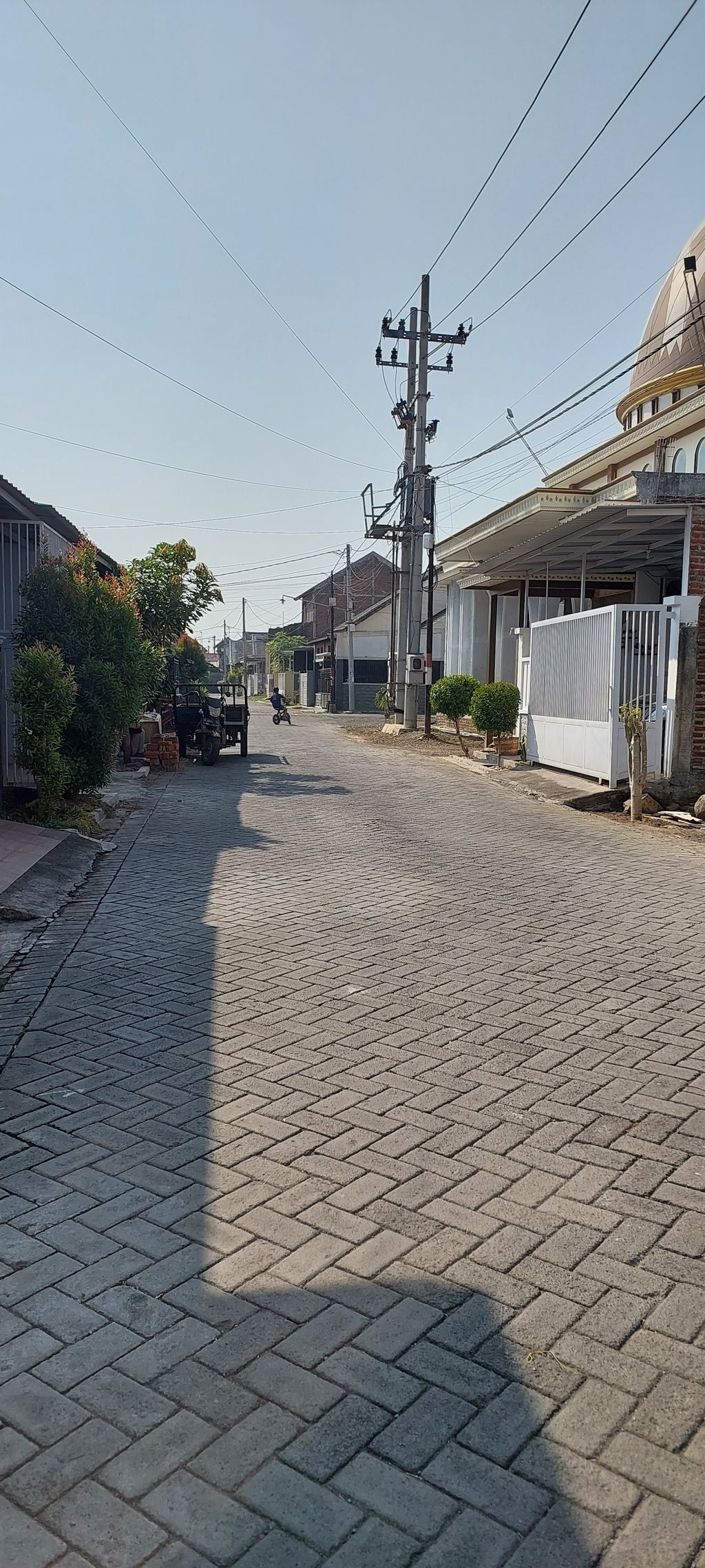 foto posisi tengah perumahan TIARA CANDI PERMAI