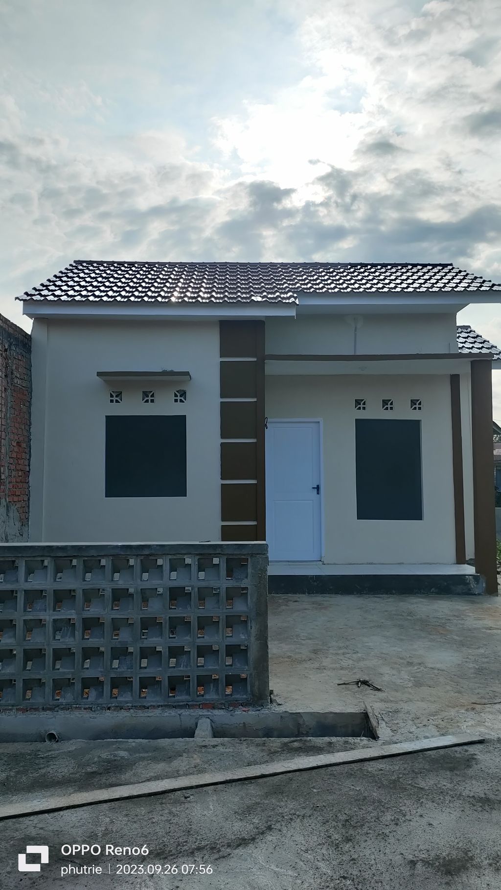 foto contoh rumah perumahan Sapta graha