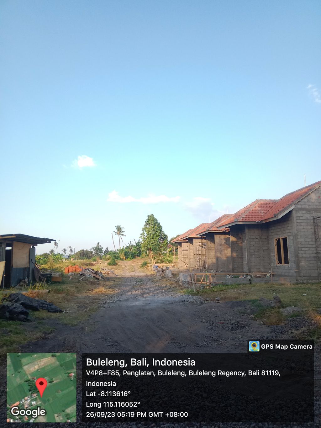 foto posisi tengah perumahan CANDI PERMAI