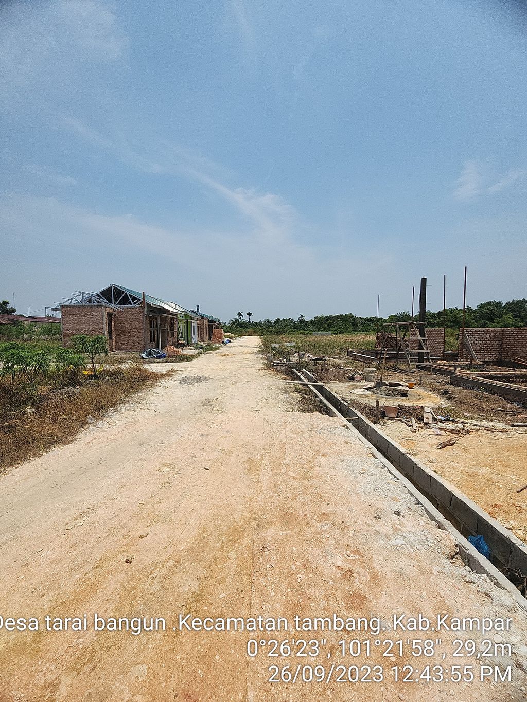 foto posisi tengah perumahan GRIYA VETRA JAYA 3