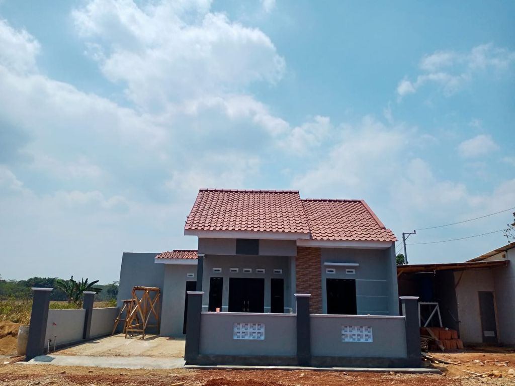 foto tampak rumah tipe 33/60 perumahan GRIYA MUSTIKA_3