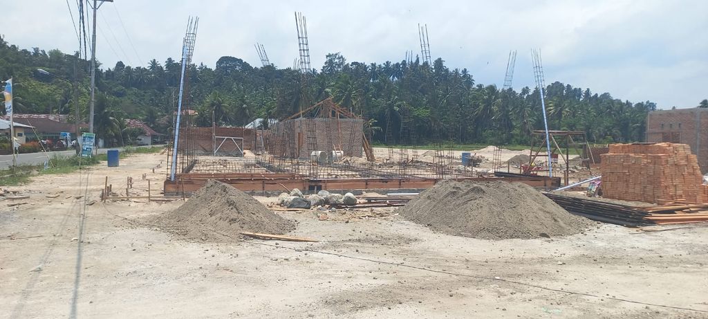 foto tampak rumah tipe Ruko perumahan D'Nafa Royal garden