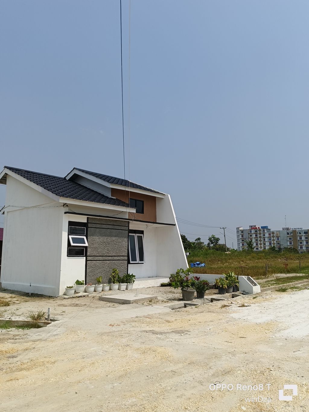 foto contoh rumah perumahan REZA TOWNHOUSE