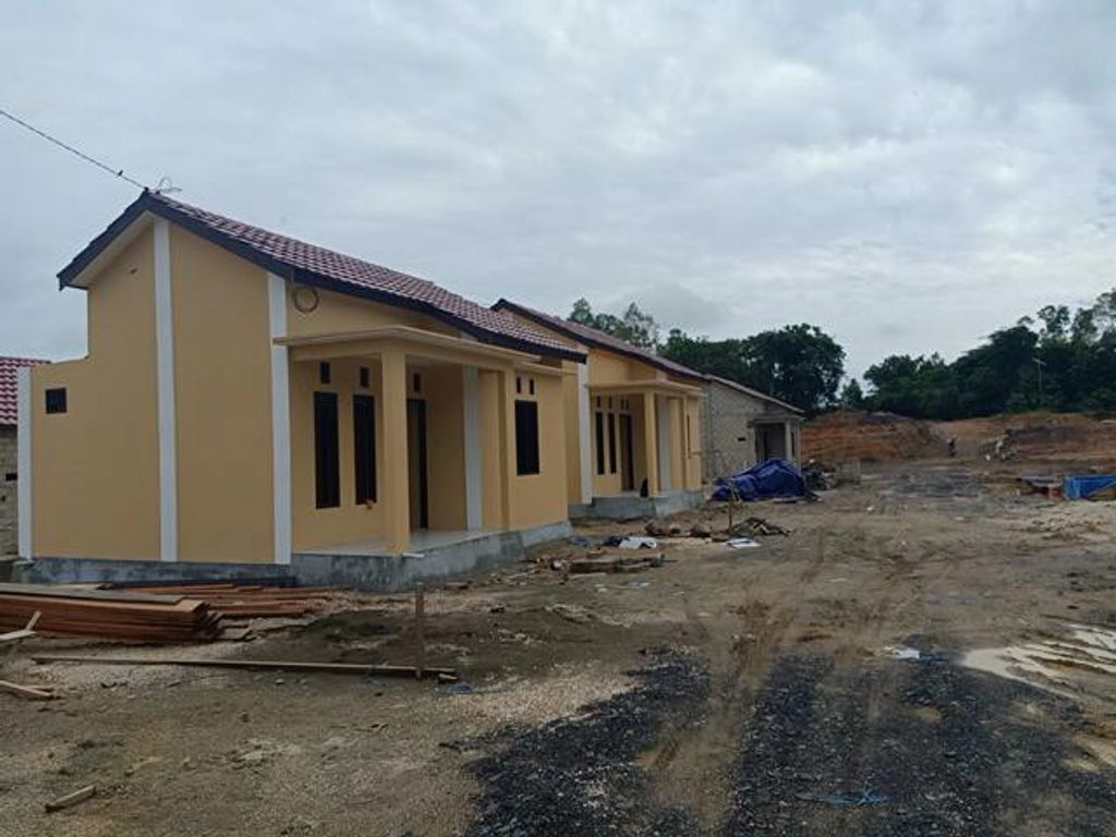 foto posisi tengah perumahan PESONA GRIYA JELARAI