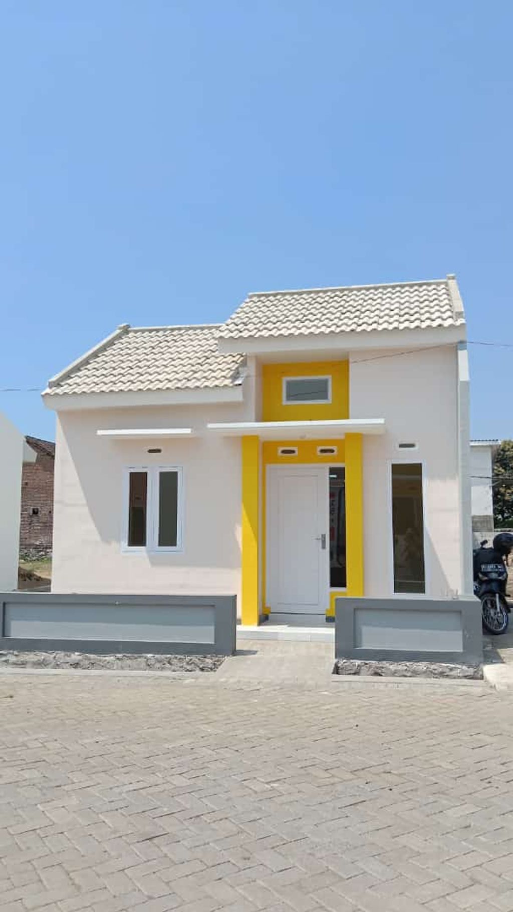 foto tampak rumah tipe Standart perumahan Graha pesona
