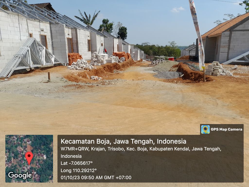 foto posisi tengah perumahan Perumahan Astana Graha Trisobo