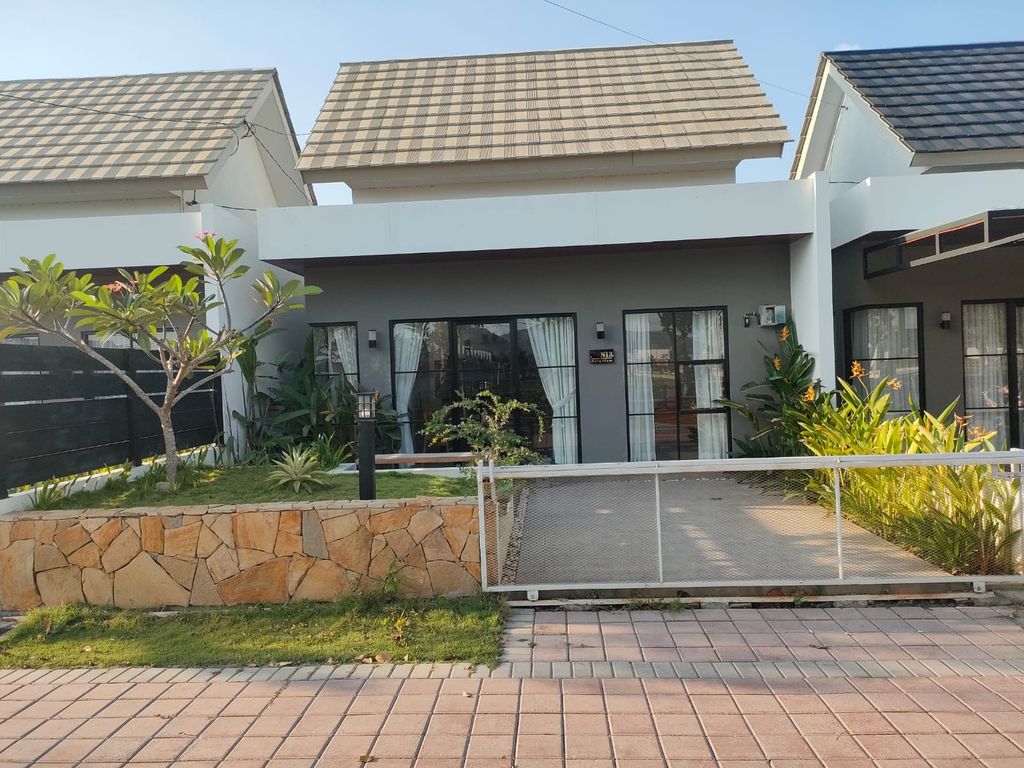 foto contoh rumah perumahan NATA ALAM MAVILLA 2