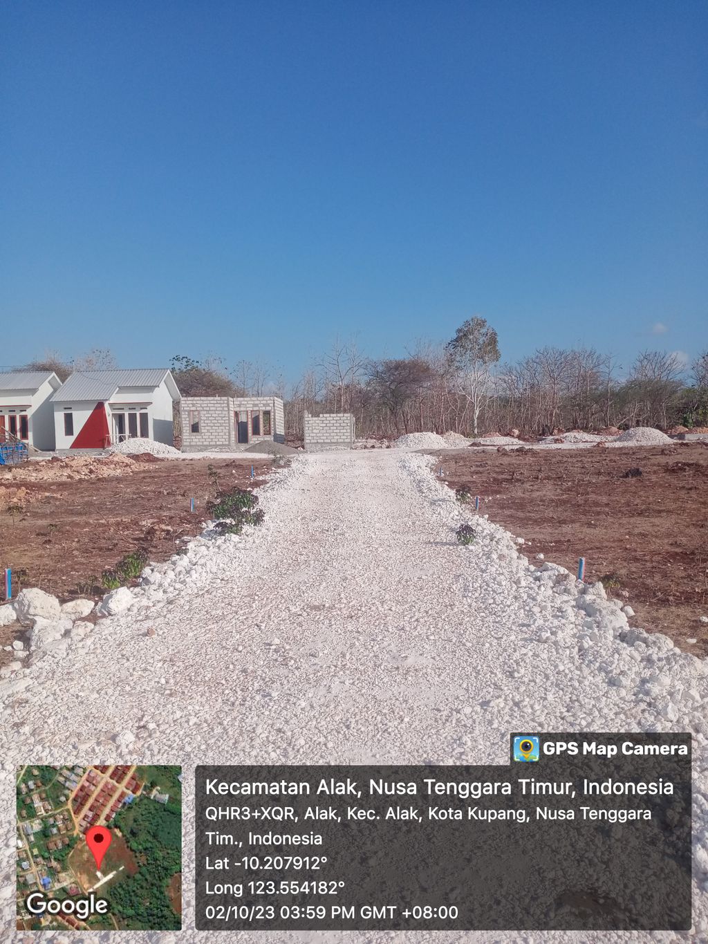 foto gerbang perumahan Griya Avisha Manulai