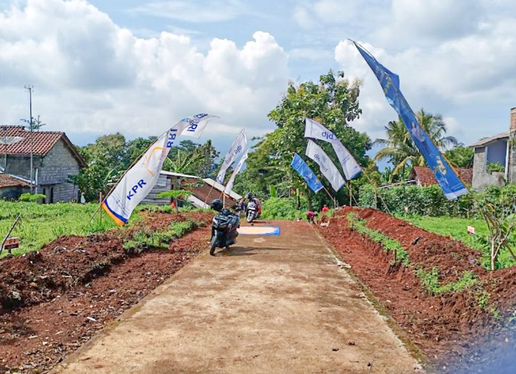 foto posisi tengah perumahan Mutiara Doplang Regency
