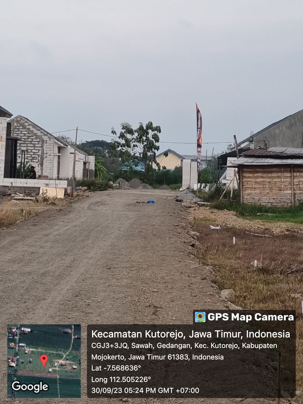 foto posisi tengah perumahan GRAHA KUTOREJO