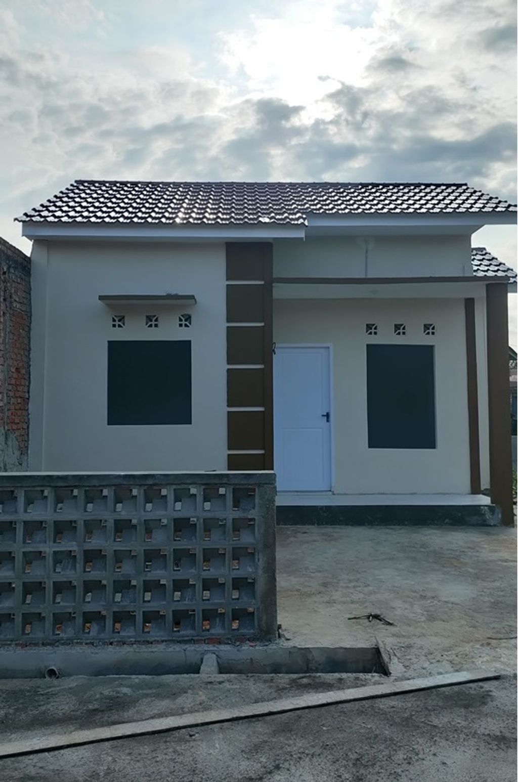 foto tampak rumah tipe 36 perumahan Sapta graha