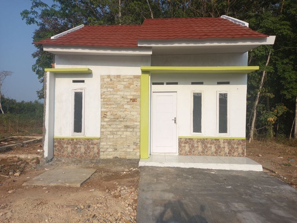 foto tampak rumah tipe 36/72 perumahan BHAYANGKARA 2 RESIDENCE Lanjutan