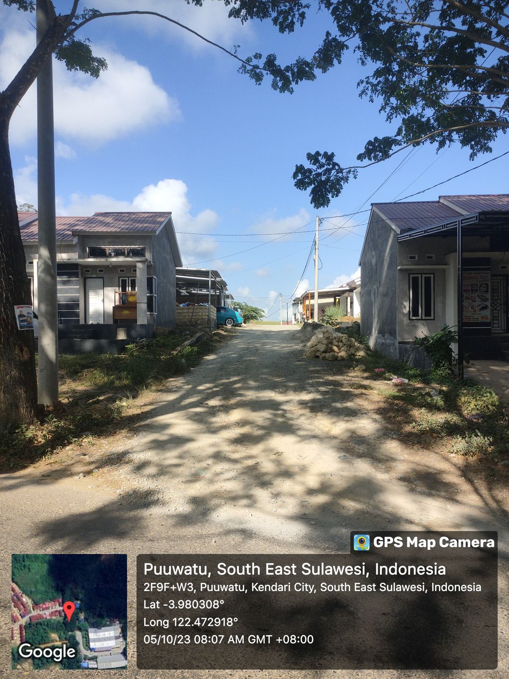 foto gerbang perumahan Puri Puuwatu Indah.