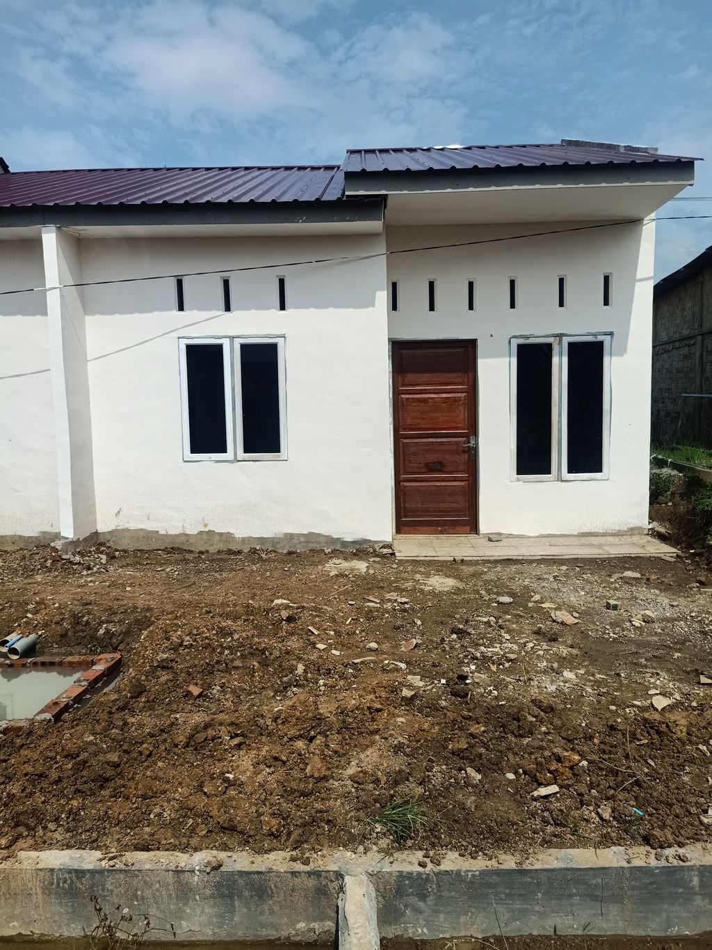 foto tampak rumah tipe SUBSIDI 2023 perumahan TAMAN ANNAFRIS SUKAMAJU 2