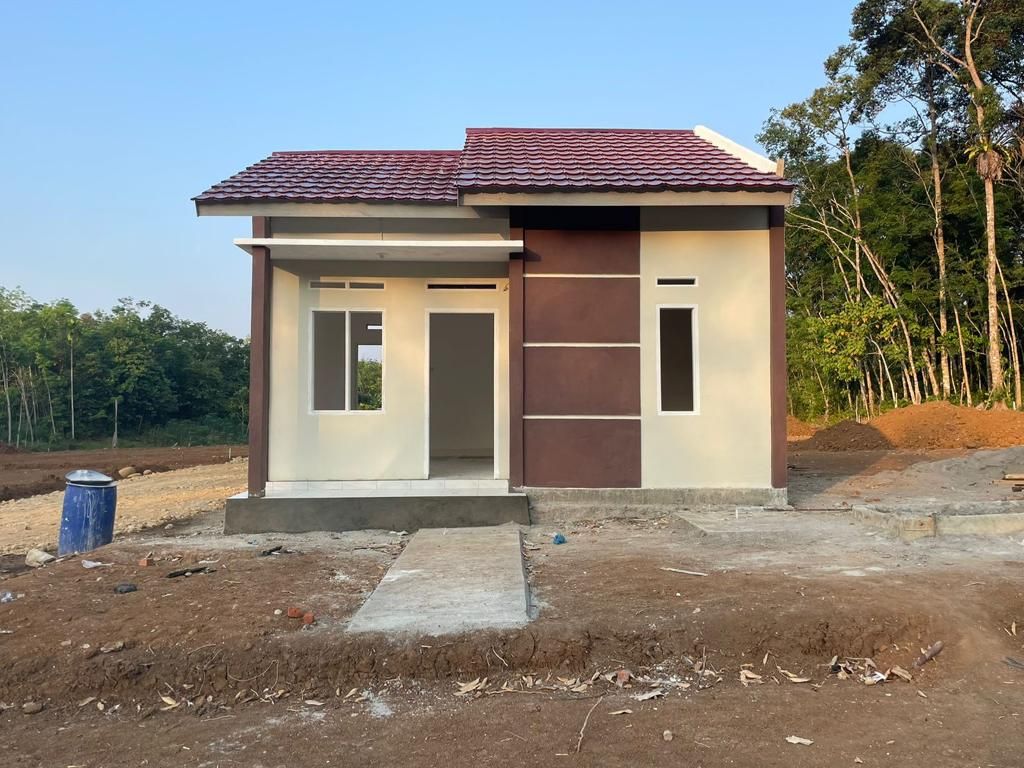 foto tampak rumah tipe 36 perumahan SHAKILA RESIDENCE