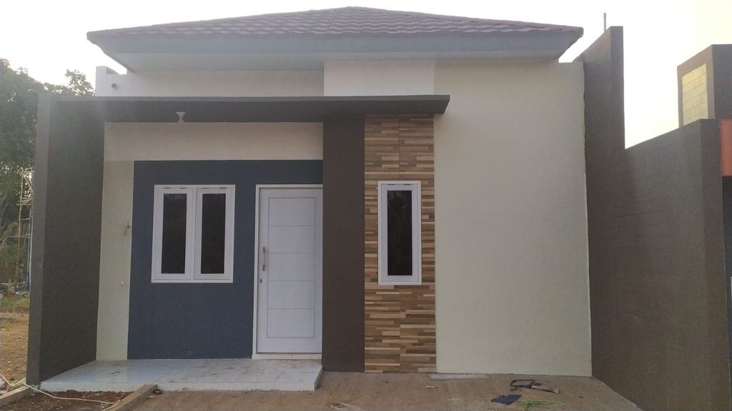 foto tampak rumah tipe Tentrem perumahan GRIYA TENTREM ASRI
