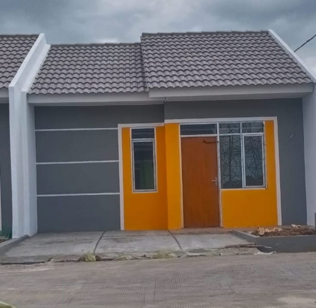 foto tampak rumah tipe 30/60 perumahan Puri Sava Sukamaju