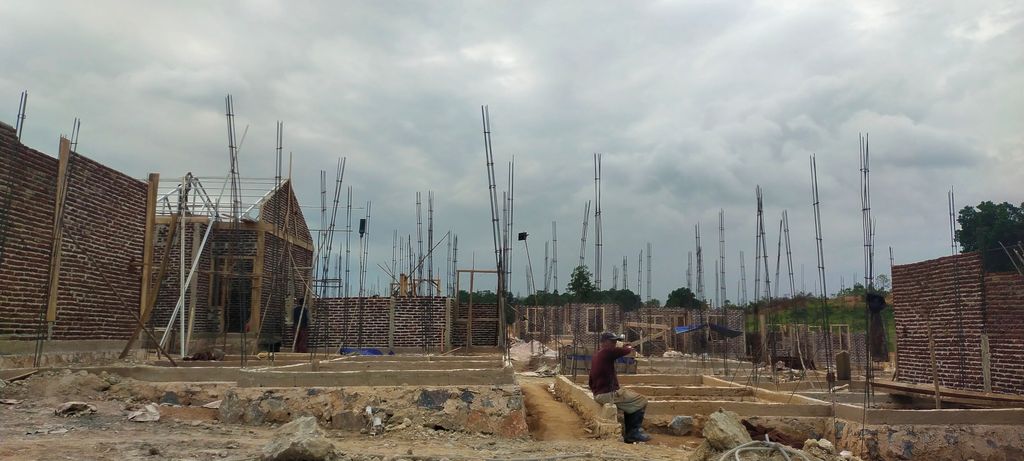 foto posisi tengah perumahan BUKIT BARINGENG PERMAI 3