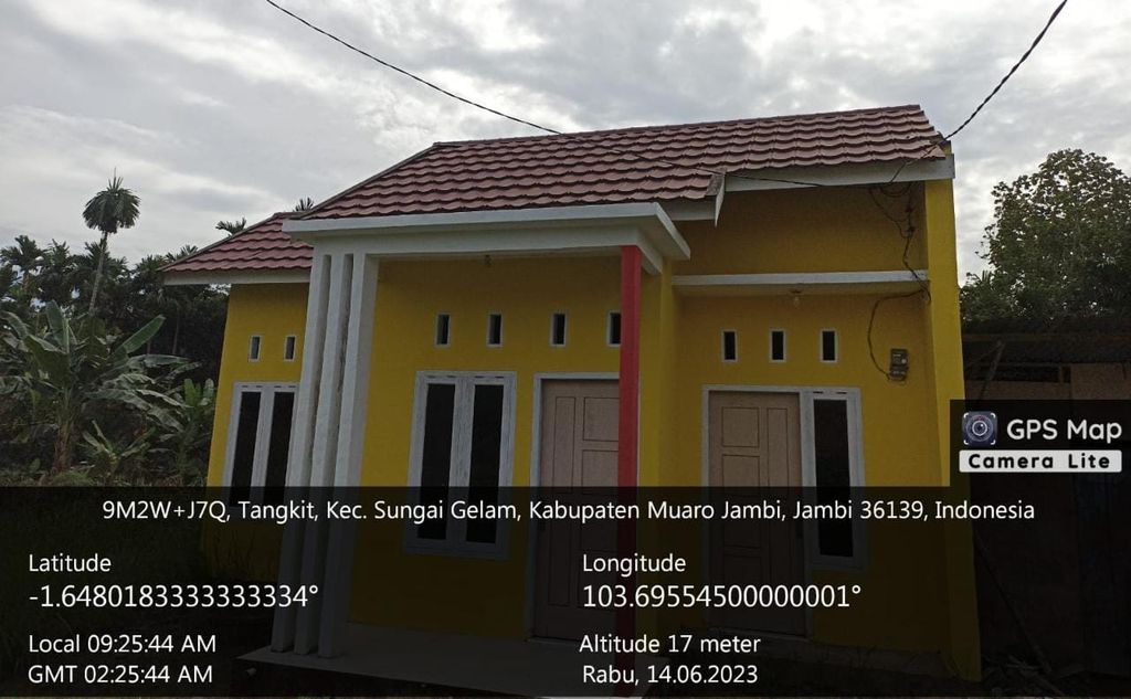 foto tampak rumah tipe GOLDEN perumahan TAMBAK SARI PERSADA