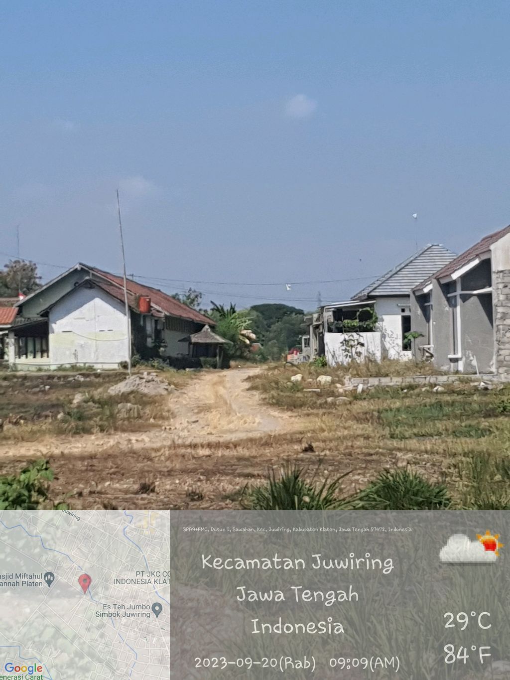 foto posisi tengah perumahan Griya Sawahan Asri Juwiring