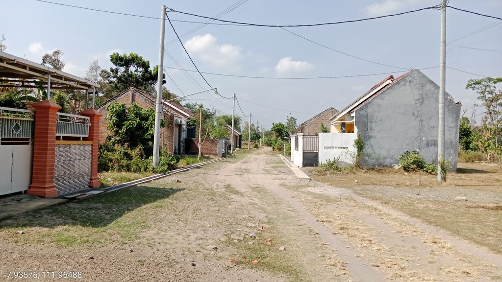 foto posisi tengah perumahan GRIYO JAMBEAN ASRI