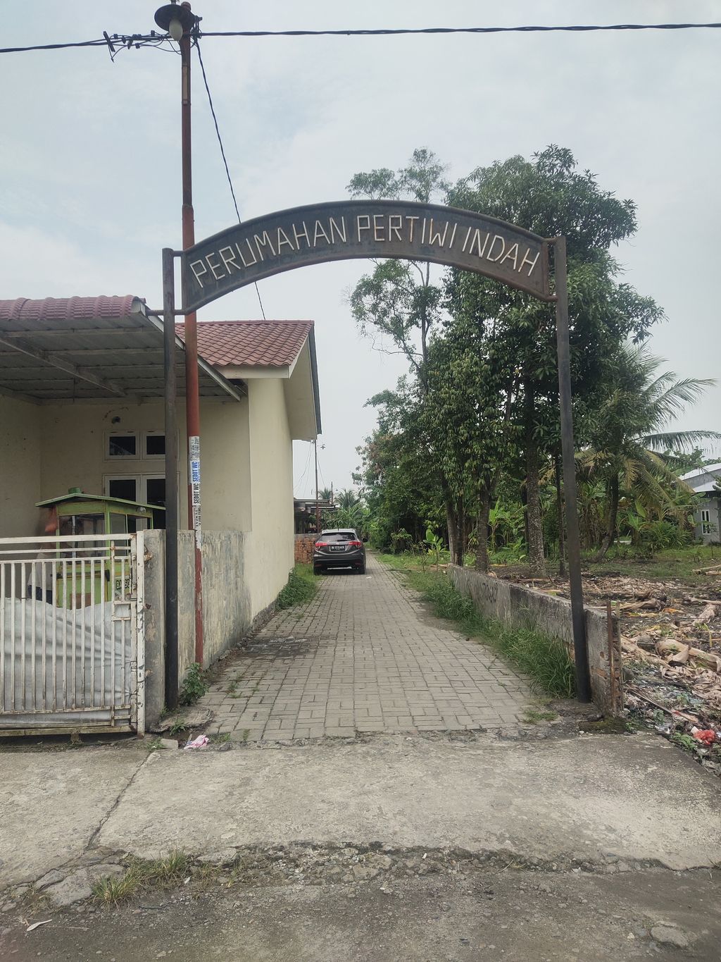 foto gerbang perumahan Perumahan Pertiwi Indah